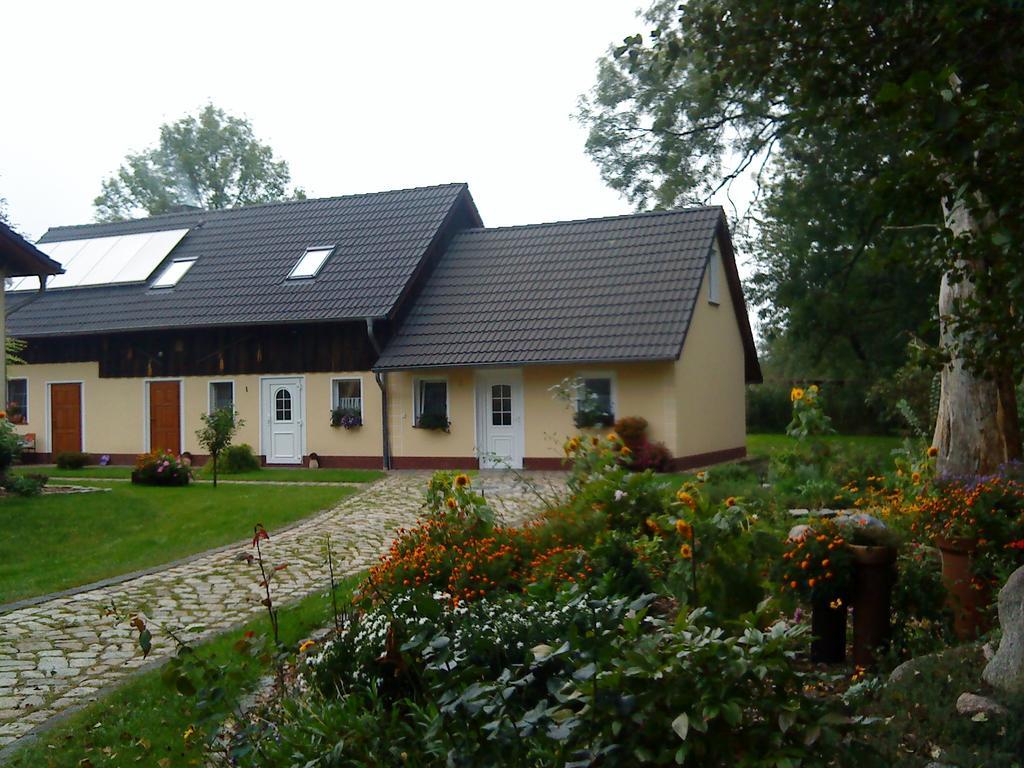 Ferienwohnung Am Storchennest Schmogrow Екстериор снимка